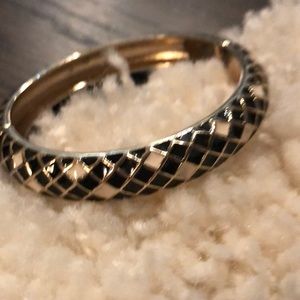 Stella and Dot Bangle Bracelet